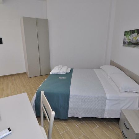 Portopalo Di Capo PasseroIl Giardino Nascosto住宿加早餐旅馆 外观 照片
