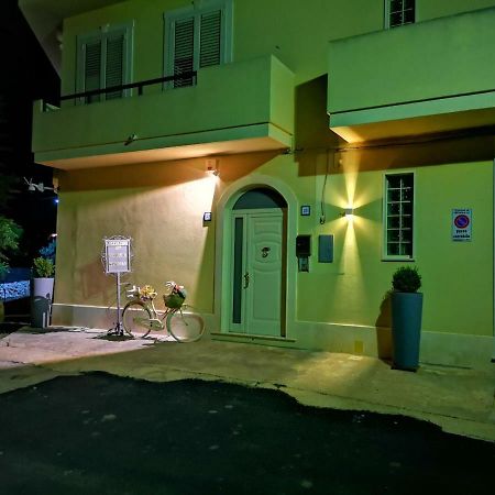 Portopalo Di Capo PasseroIl Giardino Nascosto住宿加早餐旅馆 外观 照片
